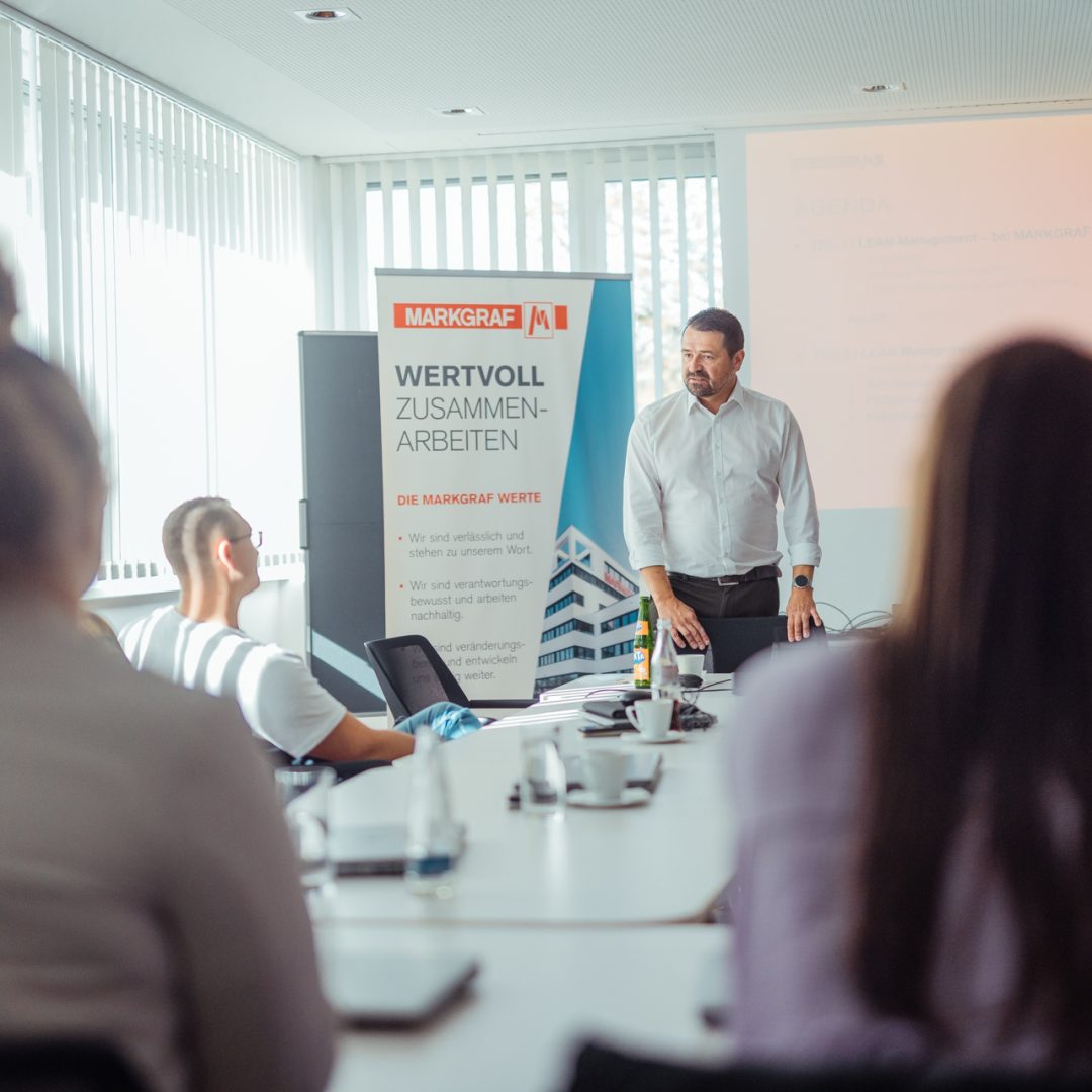 2024-11 Markgraf-Moods-Office-87